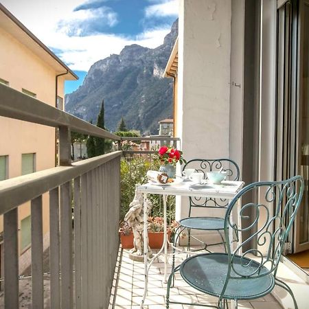 Riva Del Garda Nest Apartment Bagian luar foto